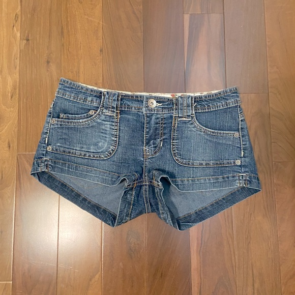 YMI jean shorts - Picture 1 of 3